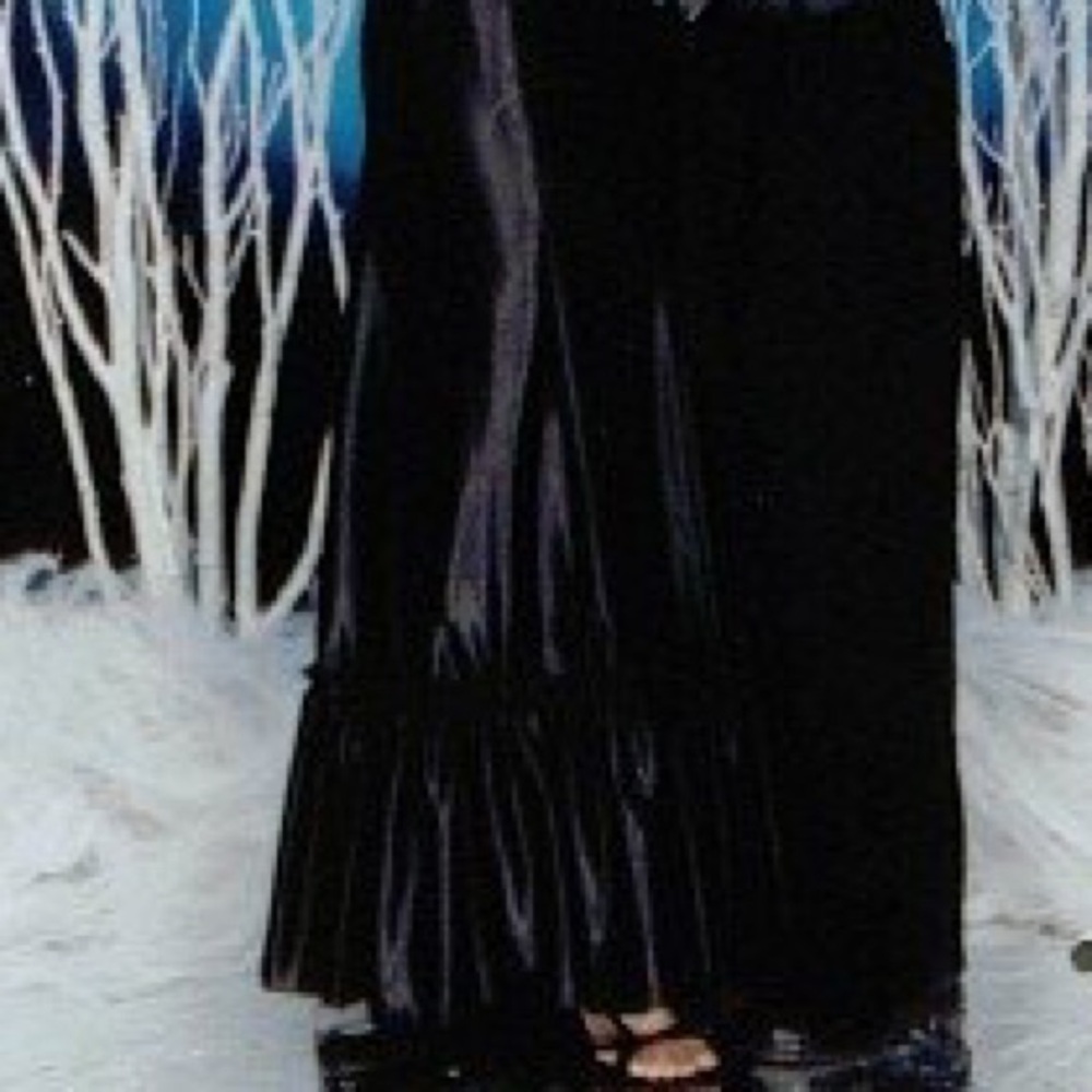Black satin ball gown formal prom dress size 6 - Picture 8 of 16